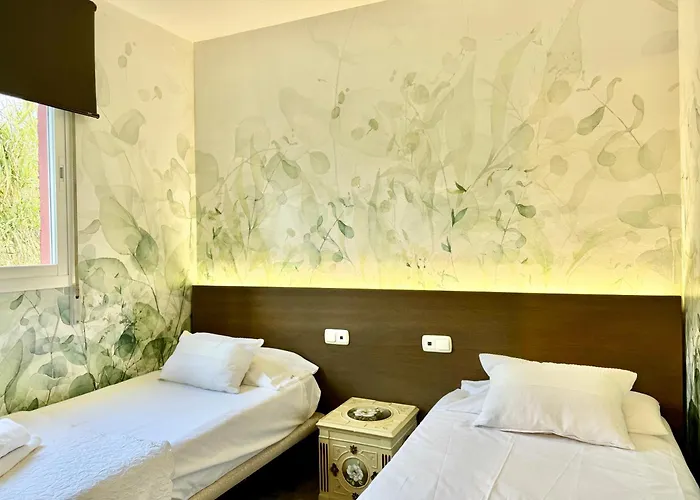 Golden Mile Near To Puerto Banus - Eaw Homes アパート マルベーリャ